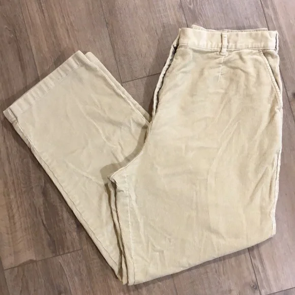 L.L. BEAN Women’s Corduroy Pants w/Stretch - Picture 4 of 5